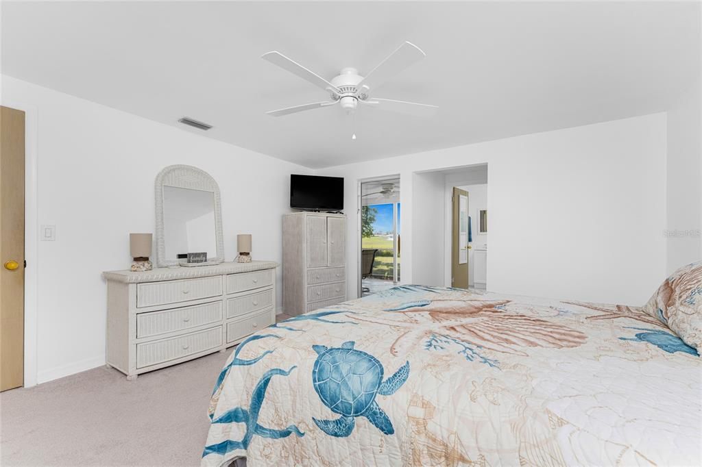 待售: $209,900 (3 贝兹, 2 浴室, 1539 平方英尺)