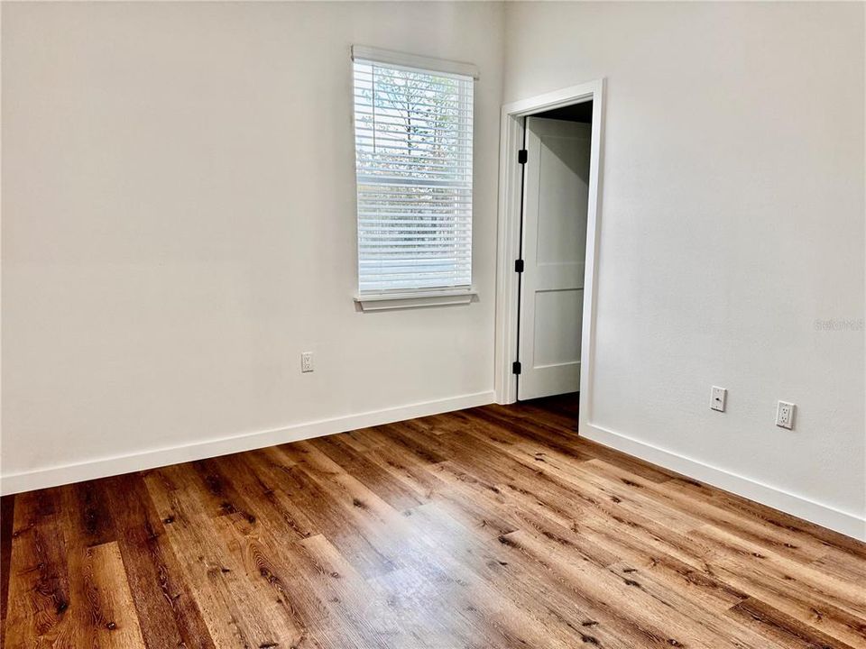 En Venta: $298,900 (4 camas, 3 baños, 1771 Pies cuadrados)