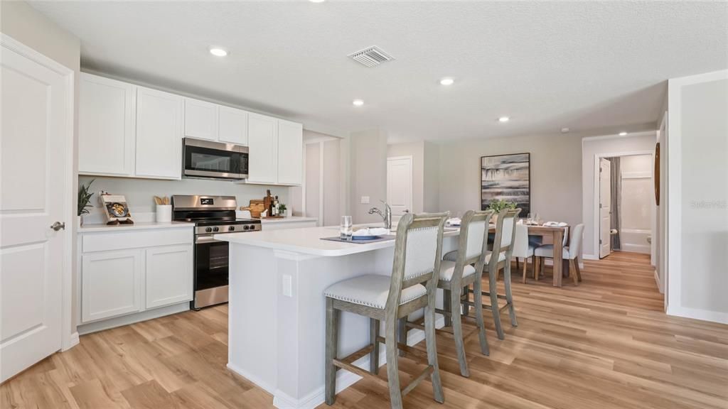 For Sale: $318,990 (5 beds, 3 baths, 2077 Square Feet)