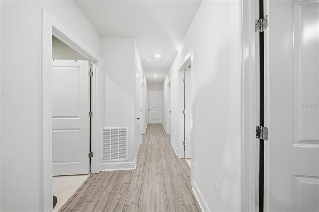 En Venta: $350,000 (4 camas, 2 baños, 1580 Pies cuadrados)