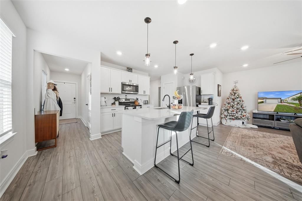 En Venta: $350,000 (4 camas, 2 baños, 1580 Pies cuadrados)