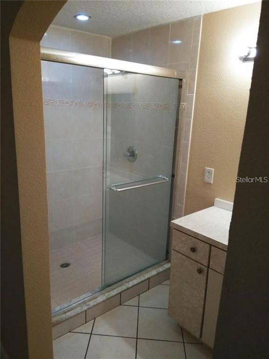 For Rent: $2,300 (3 beds, 2 baths, 1190 Square Feet)