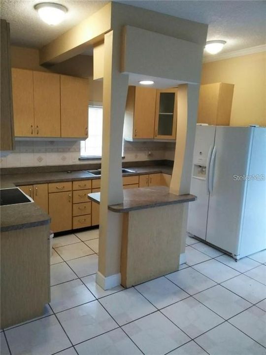 For Rent: $2,300 (3 beds, 2 baths, 1190 Square Feet)