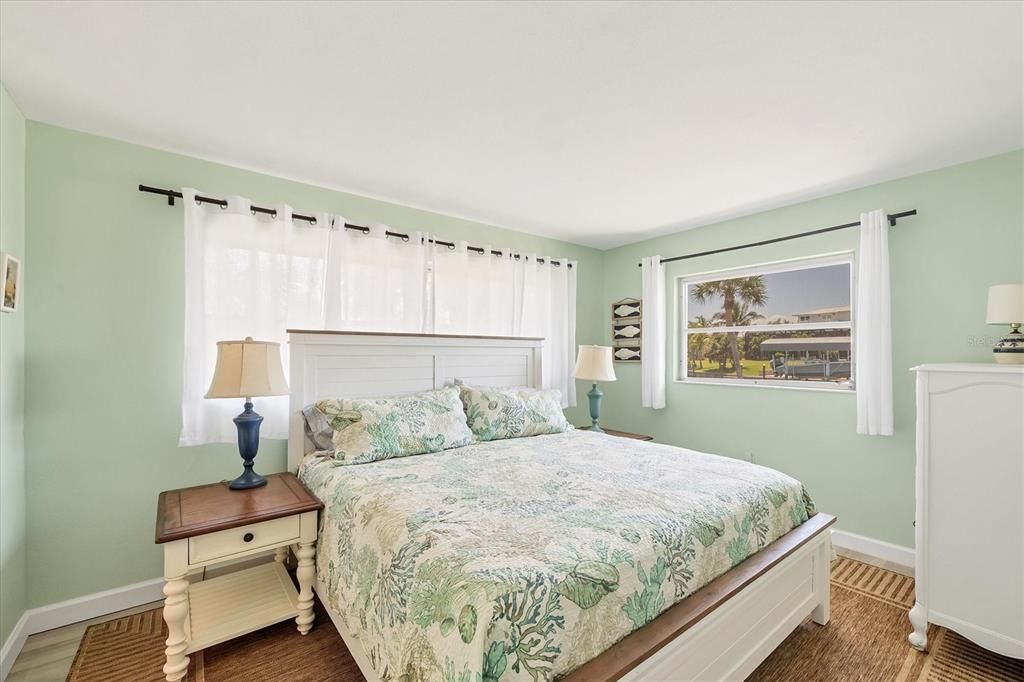 For Sale: $1,500,000 (3 beds, 3 baths, 1817 Square Feet)