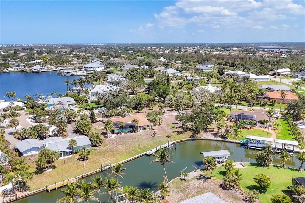 For Sale: $1,500,000 (3 beds, 3 baths, 1817 Square Feet)