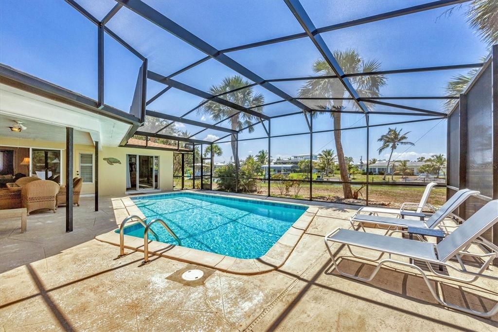 For Sale: $1,500,000 (3 beds, 3 baths, 1817 Square Feet)