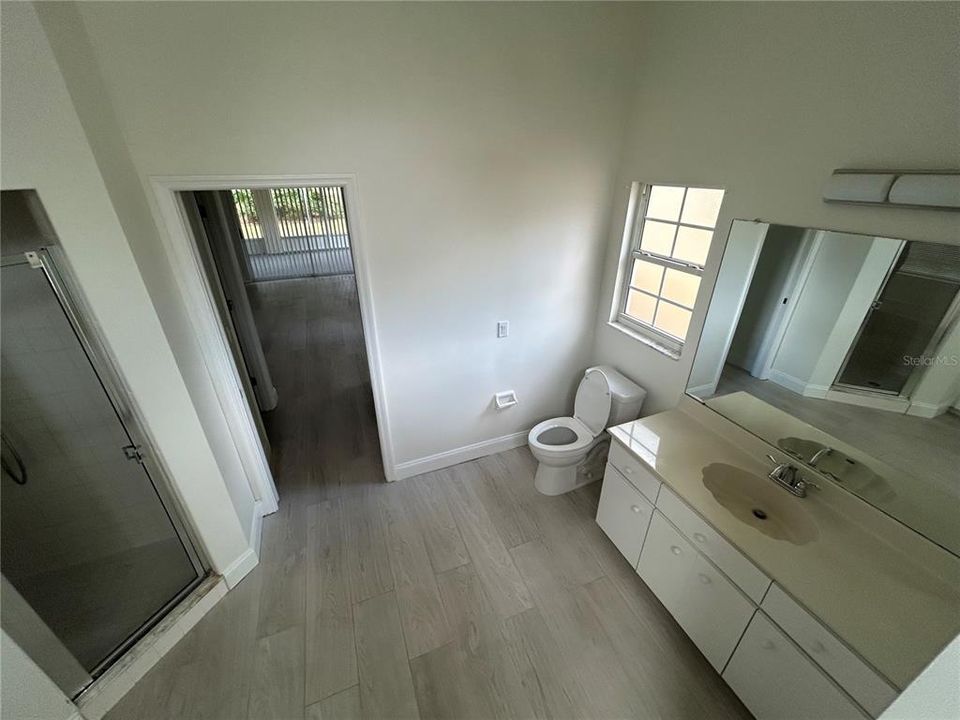 For Rent: $2,300 (3 beds, 2 baths, 2126 Square Feet)