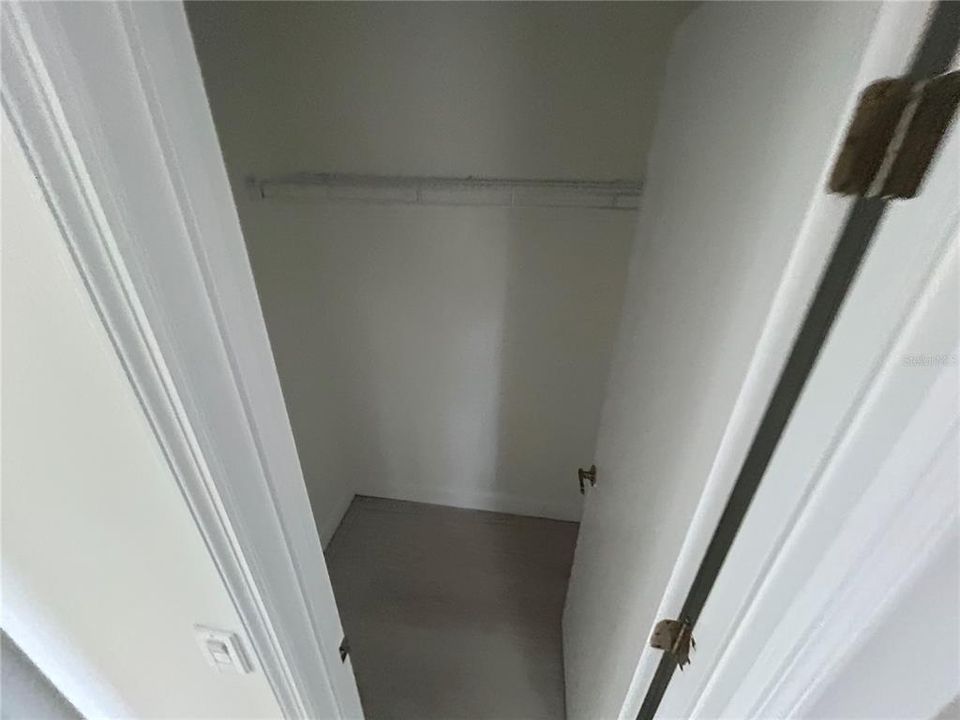 For Rent: $2,300 (3 beds, 2 baths, 2126 Square Feet)