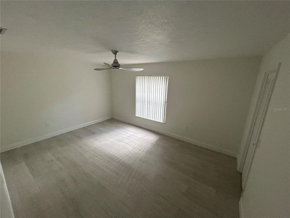 For Rent: $2,300 (3 beds, 2 baths, 2126 Square Feet)