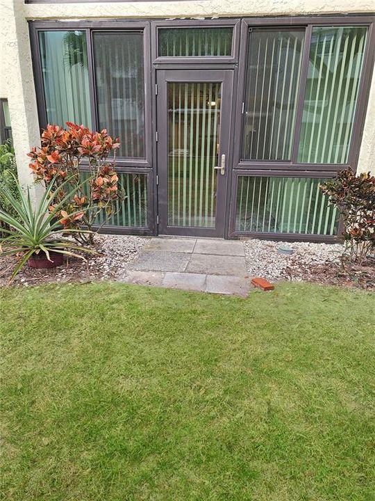 На продажу: $135,000 (1 спален, 1 ванн, 725 Квадратных фут)