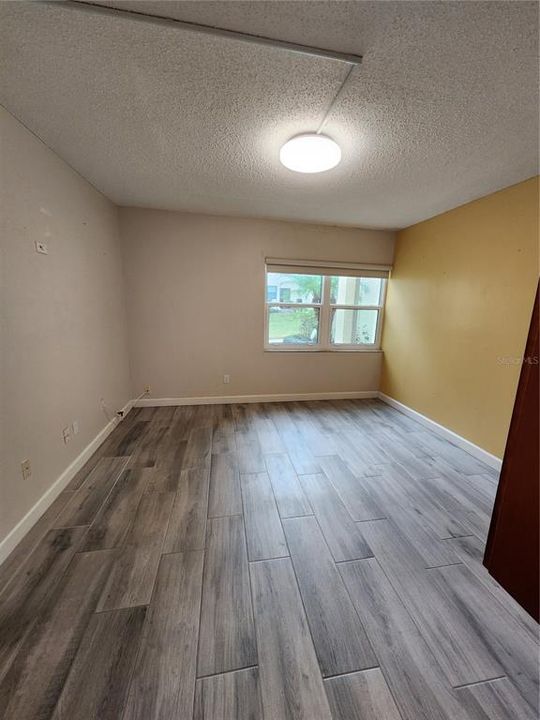 На продажу: $135,000 (1 спален, 1 ванн, 725 Квадратных фут)