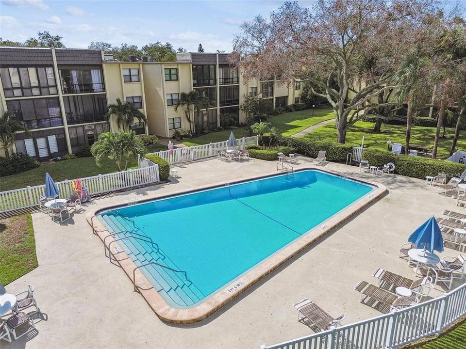 На продажу: $135,000 (1 спален, 1 ванн, 725 Квадратных фут)