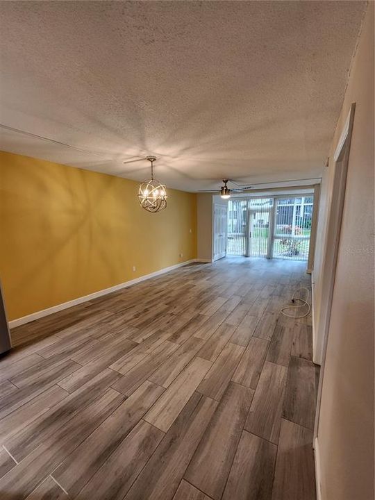 На продажу: $135,000 (1 спален, 1 ванн, 725 Квадратных фут)