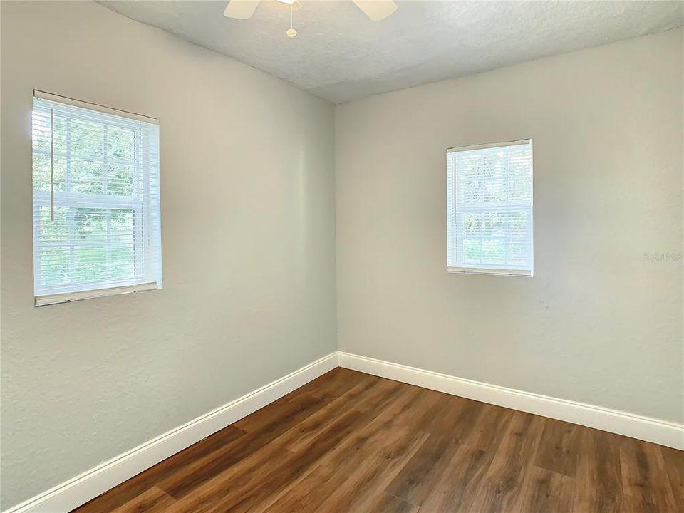 For Rent: $2,850 (3 beds, 1 baths, 1361 Square Feet)