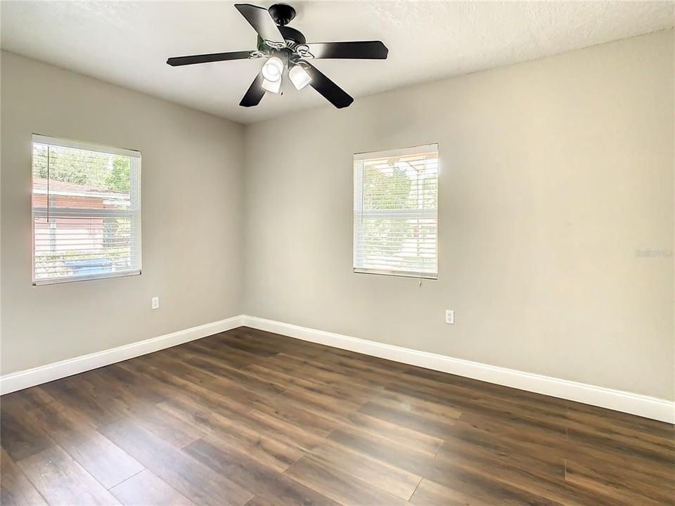 For Rent: $2,850 (3 beds, 1 baths, 1361 Square Feet)