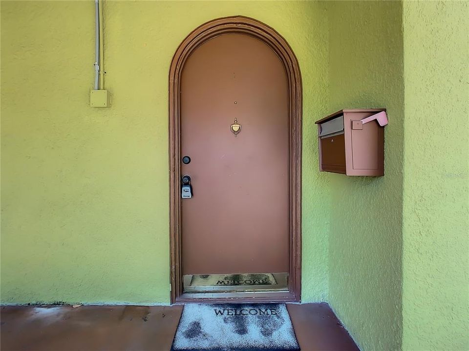 For Rent: $2,850 (3 beds, 1 baths, 1361 Square Feet)