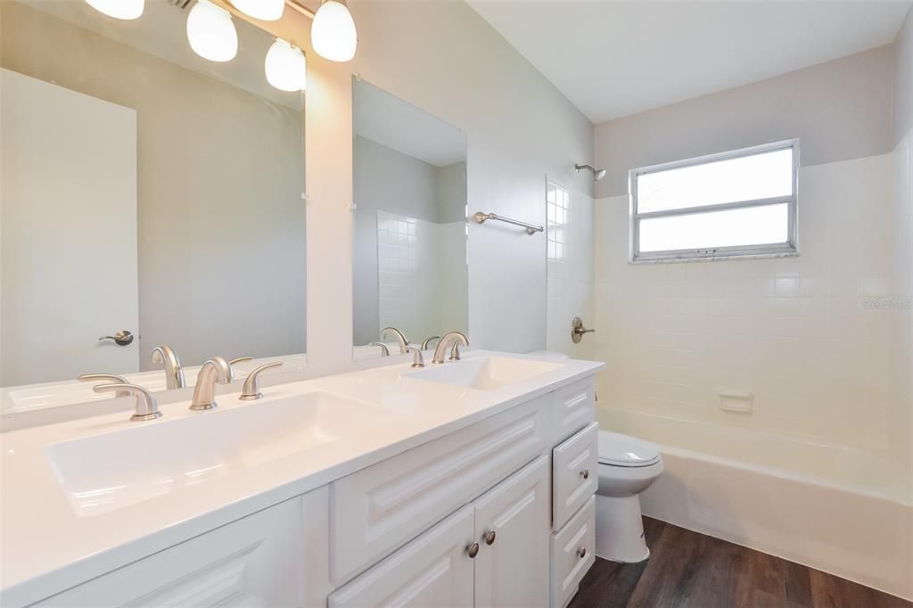 For Rent: $2,665 (5 beds, 3 baths, 2047 Square Feet)