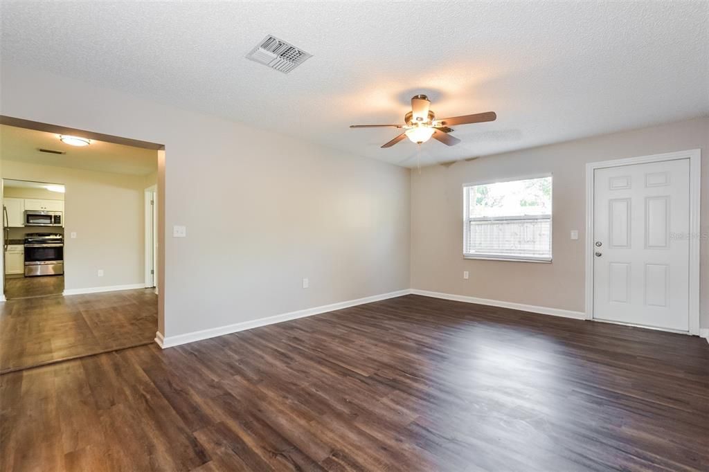 For Rent: $2,665 (5 beds, 3 baths, 2047 Square Feet)