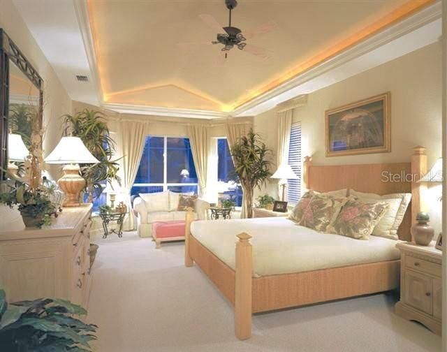 出租: $3,800 (3 贝兹, 2 浴室, 2302 平方英尺)