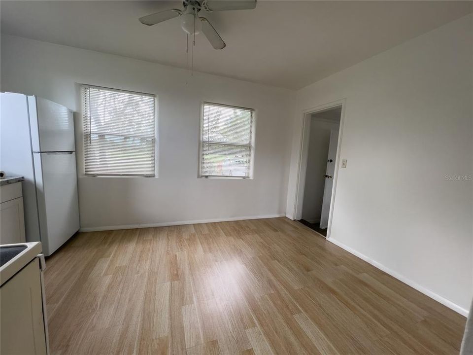 For Rent: $1,090 (1 beds, 1 baths, 572 Square Feet)
