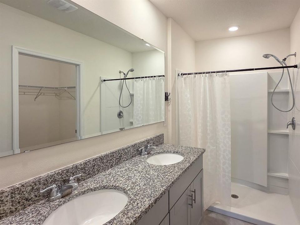 En Venta: $279,900 (3 camas, 2 baños, 1624 Pies cuadrados)