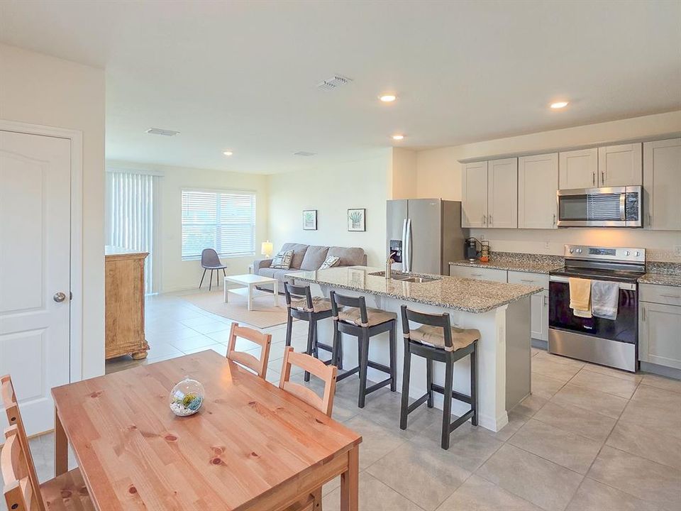 En Venta: $279,900 (3 camas, 2 baños, 1624 Pies cuadrados)