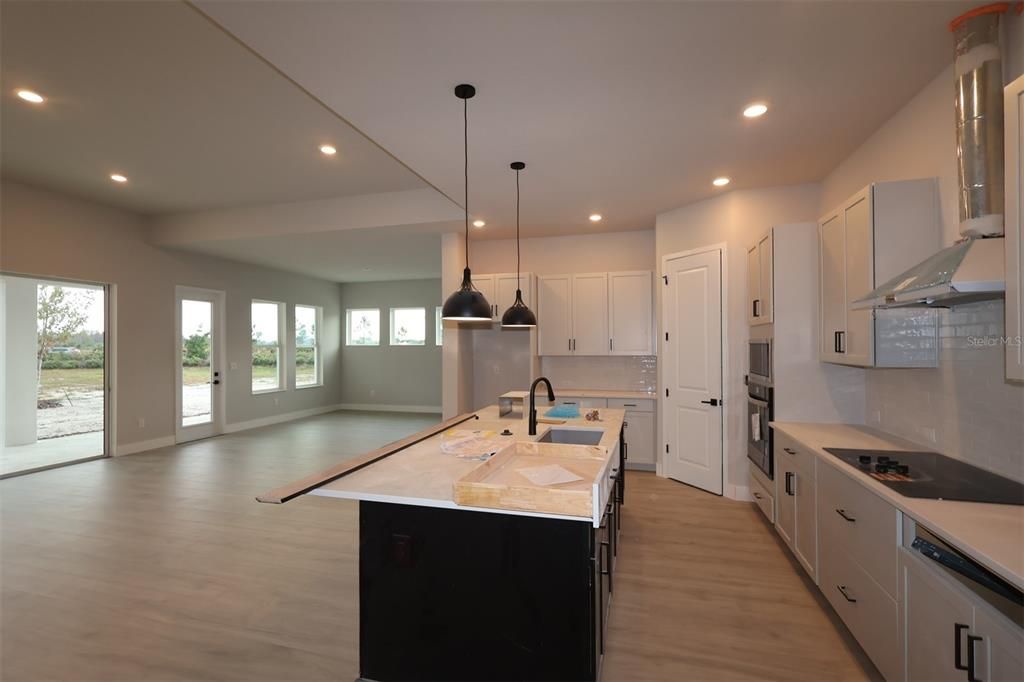 For Sale: $719,990 (4 beds, 3 baths, 2506 Square Feet)