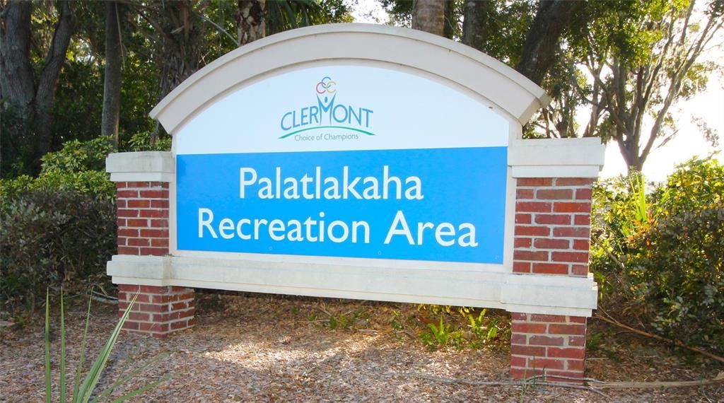 В аренду: $850 (1 спален, 1 ванн, 230 Квадратных фут)