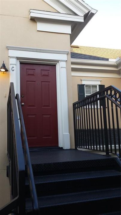 For Rent: $1,700 (0 beds, 1 baths, 650 Square Feet)