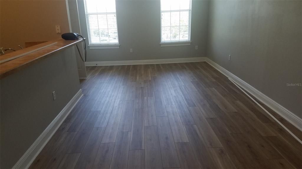 For Rent: $1,700 (0 beds, 1 baths, 650 Square Feet)