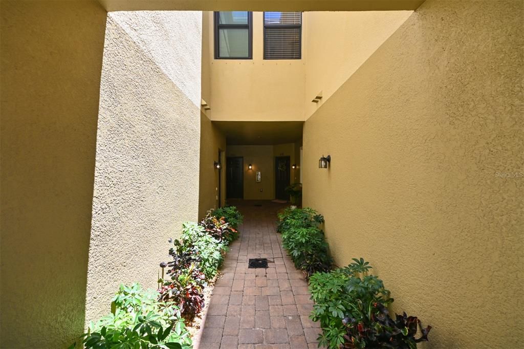 For Rent: $4,500 (3 beds, 2 baths, 1520 Square Feet)