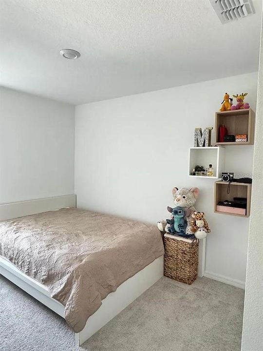 For Rent: $2,000 (3 beds, 2 baths, 1407 Square Feet)