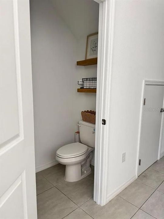 For Rent: $2,000 (3 beds, 2 baths, 1407 Square Feet)