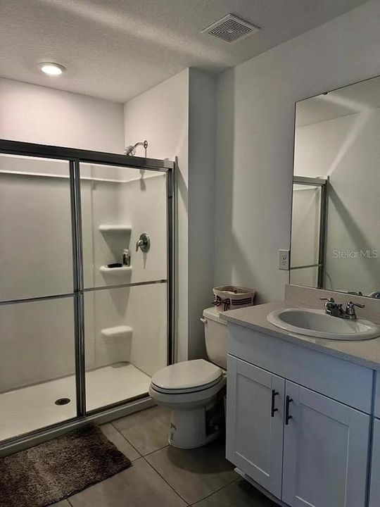 For Rent: $2,000 (3 beds, 2 baths, 1407 Square Feet)