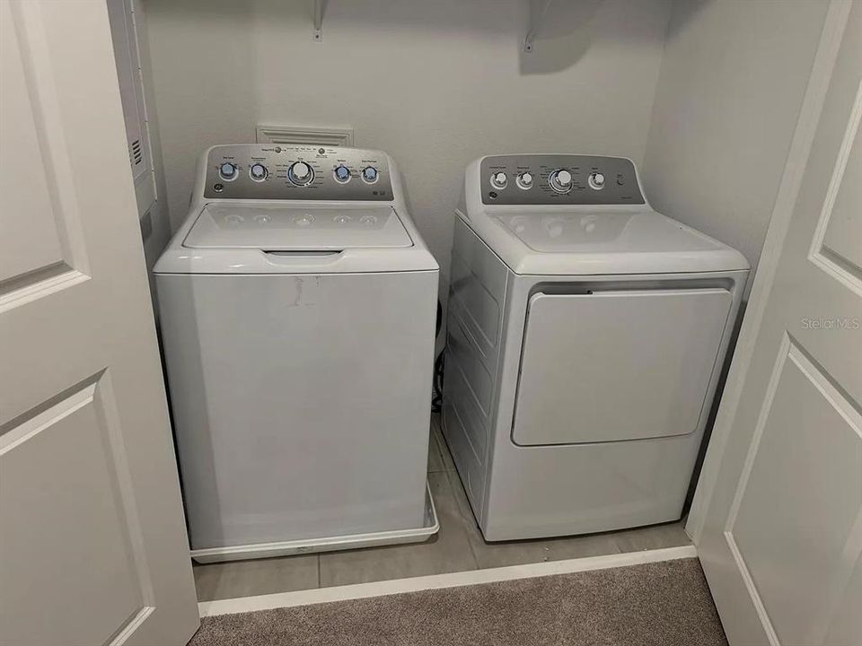 For Rent: $2,000 (3 beds, 2 baths, 1407 Square Feet)