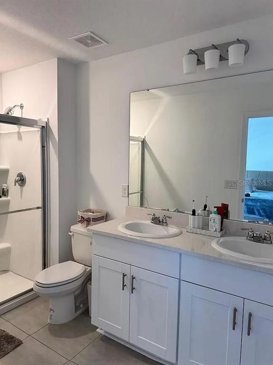 For Rent: $2,000 (3 beds, 2 baths, 1407 Square Feet)