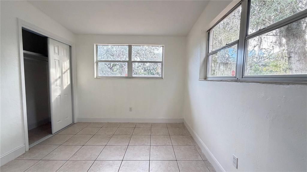 На продажу: $350,000 (3 спален, 2 ванн, 1694 Квадратных фут)