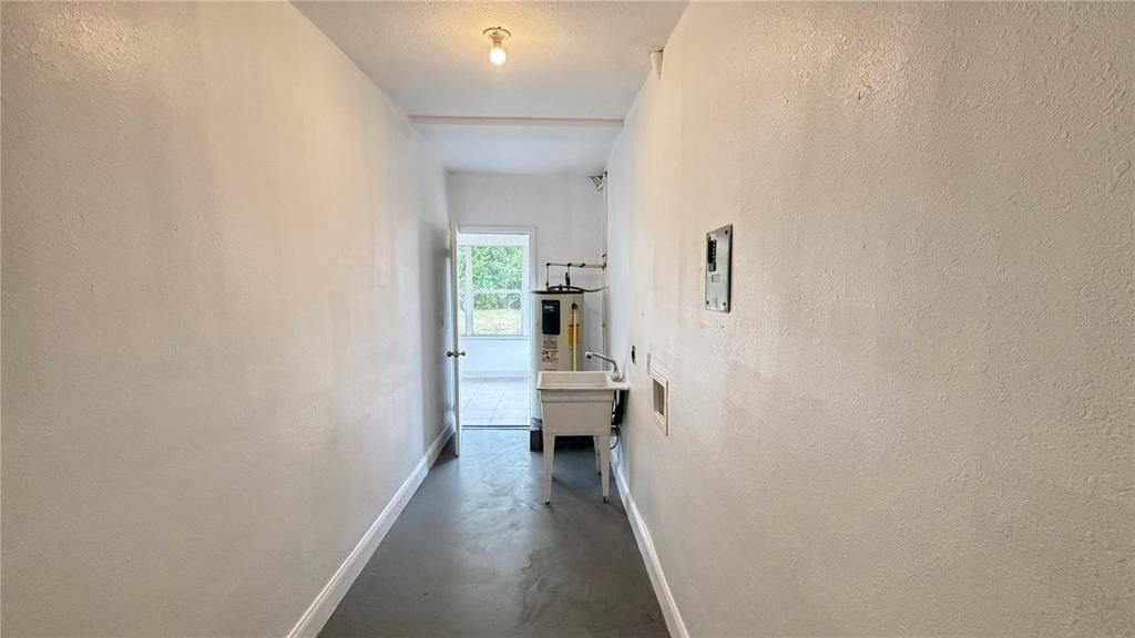 На продажу: $350,000 (3 спален, 2 ванн, 1694 Квадратных фут)