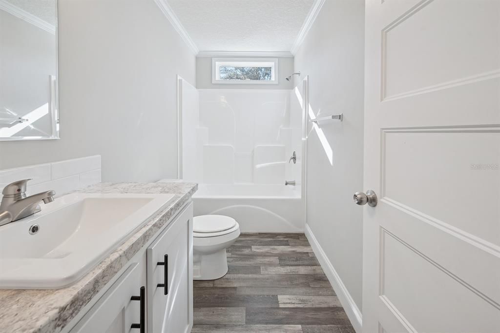 待售: $265,000 (3 贝兹, 2 浴室, 1950 平方英尺)