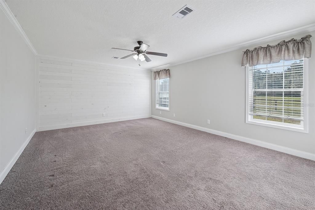 待售: $265,000 (3 贝兹, 2 浴室, 1950 平方英尺)