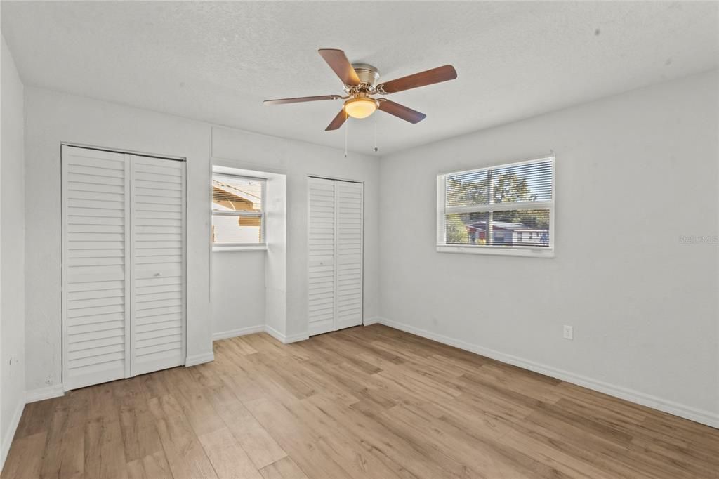 待售: $445,000 (3 贝兹, 2 浴室, 1420 平方英尺)