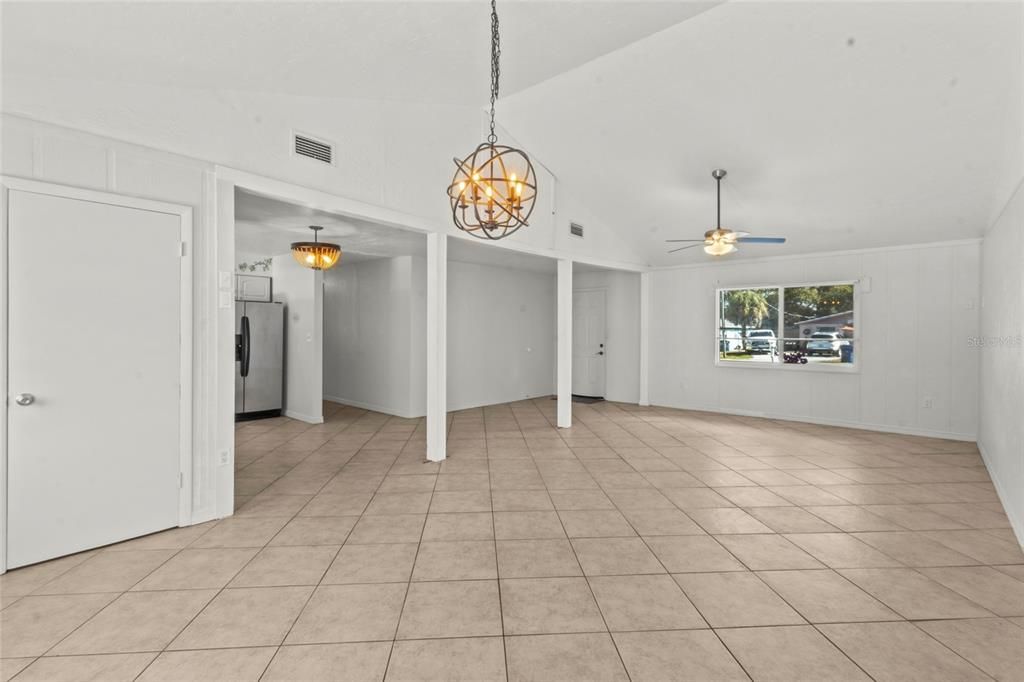 待售: $445,000 (3 贝兹, 2 浴室, 1420 平方英尺)