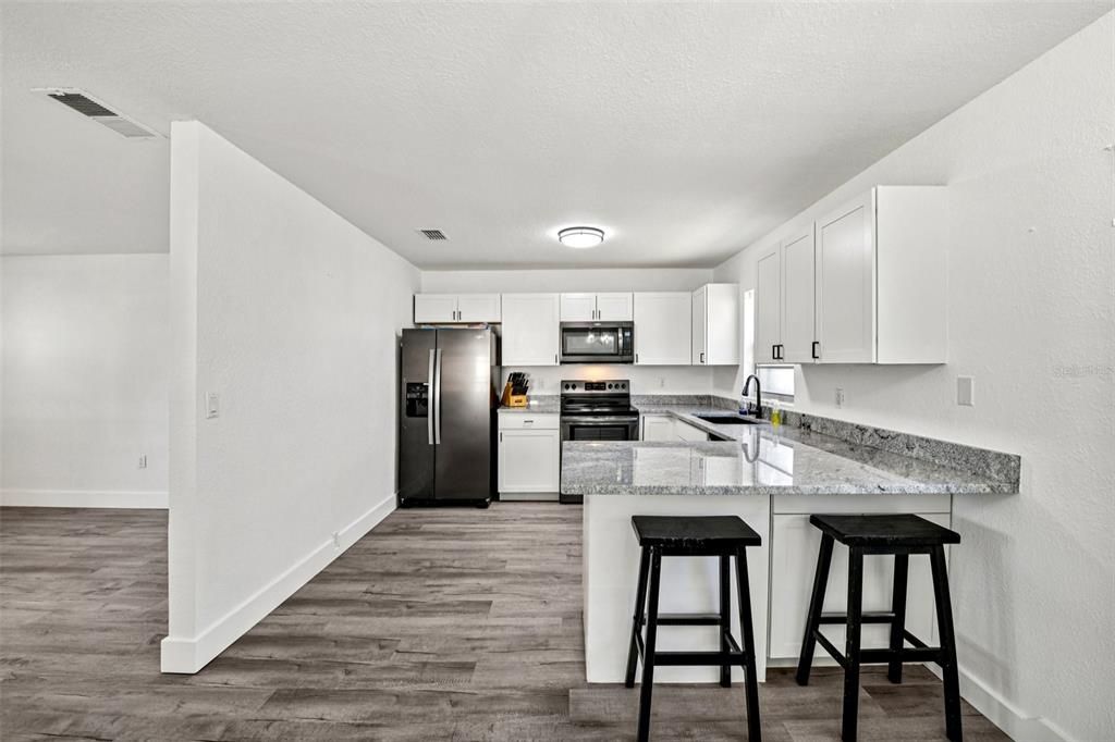 En Venta: $275,000 (3 camas, 2 baños, 1228 Pies cuadrados)