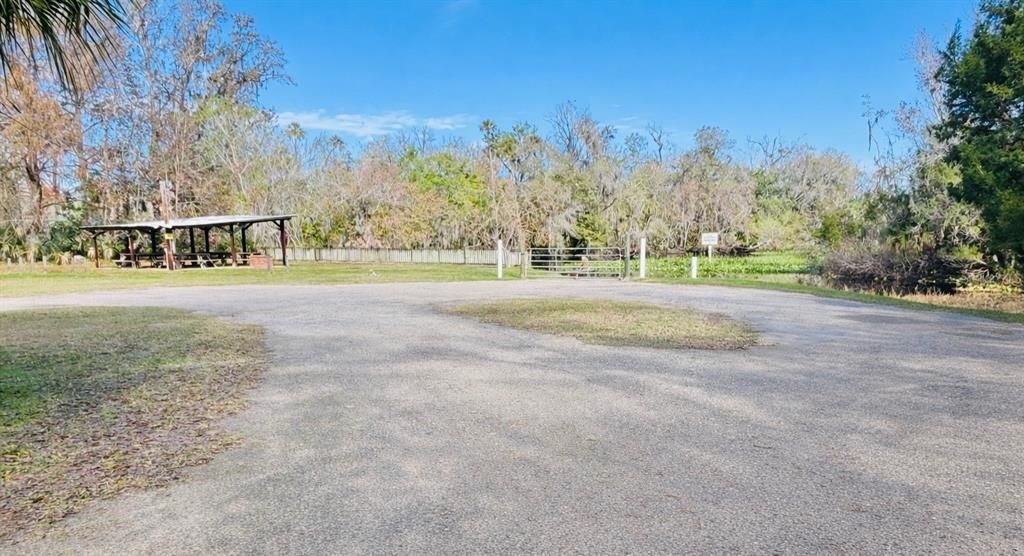 En Venta: $275,000 (3 camas, 2 baños, 1228 Pies cuadrados)