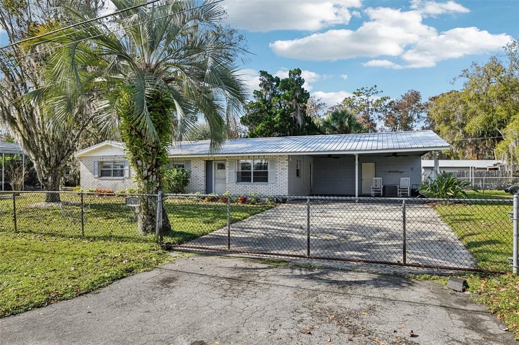 En Venta: $275,000 (3 camas, 2 baños, 1228 Pies cuadrados)