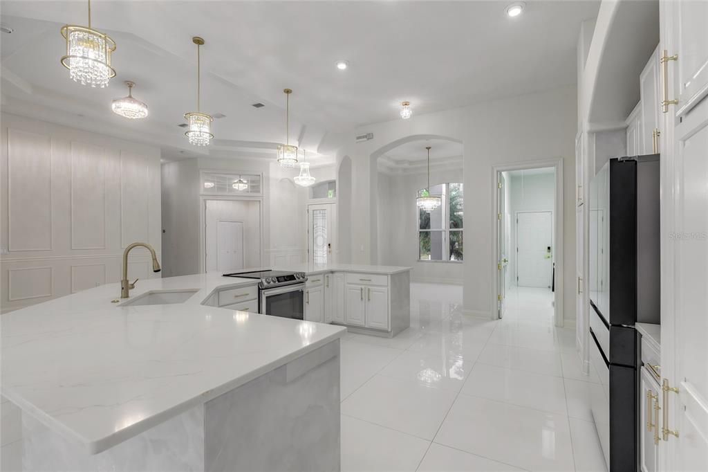 En Venta: $1,100,000 (5 camas, 4 baños, 3484 Pies cuadrados)