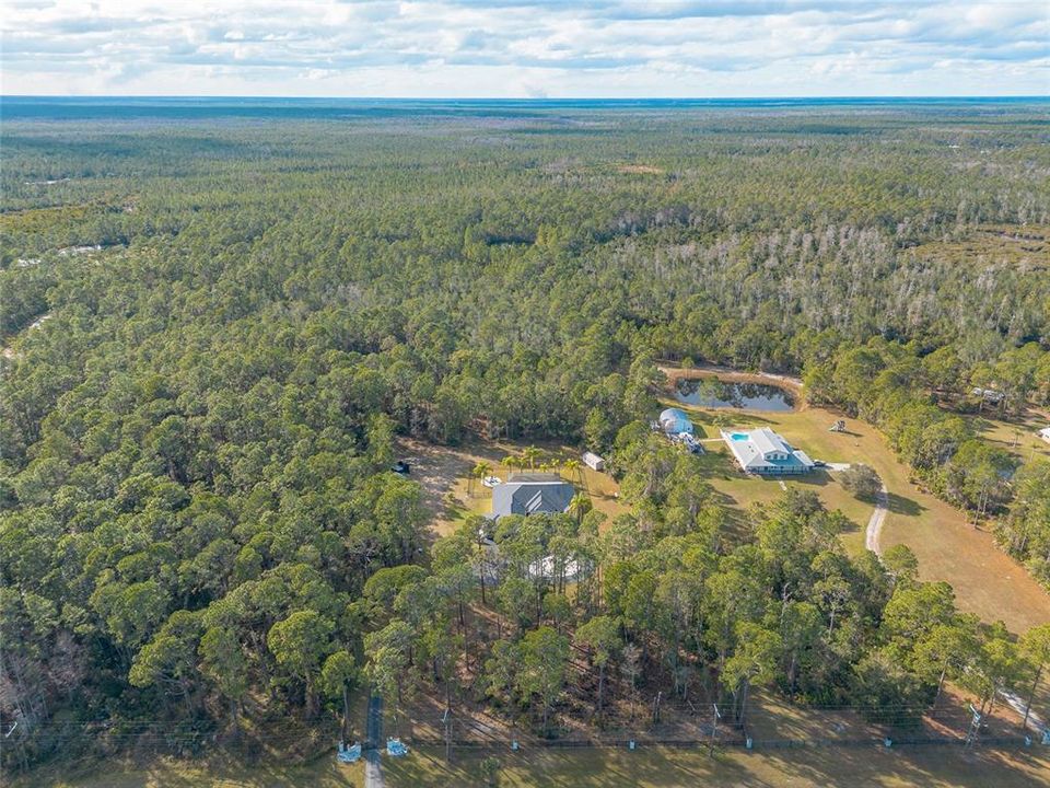 En Venta: $1,100,000 (5 camas, 4 baños, 3484 Pies cuadrados)