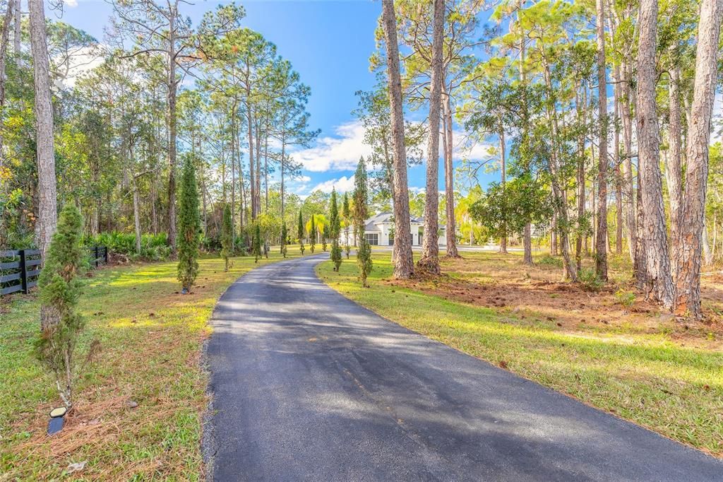 En Venta: $1,100,000 (5 camas, 4 baños, 3484 Pies cuadrados)