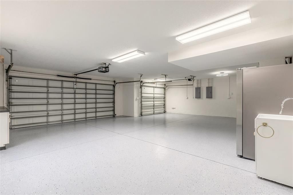 En Venta: $1,100,000 (5 camas, 4 baños, 3484 Pies cuadrados)