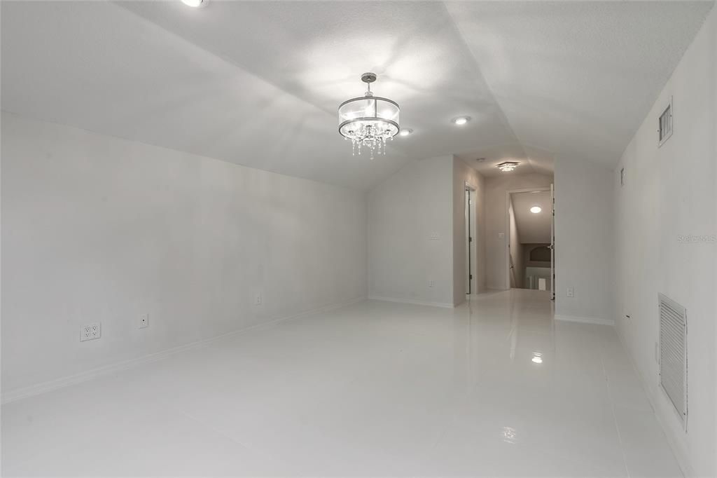 En Venta: $1,100,000 (5 camas, 4 baños, 3484 Pies cuadrados)